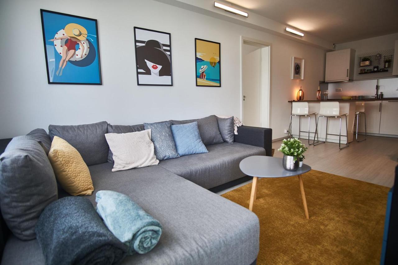Catamaran Apartments - Hostaid Сиофок Екстериор снимка